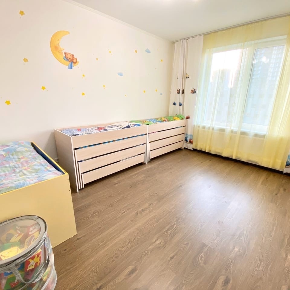 Спальня в частном детском садике Мими Дом в СПб 